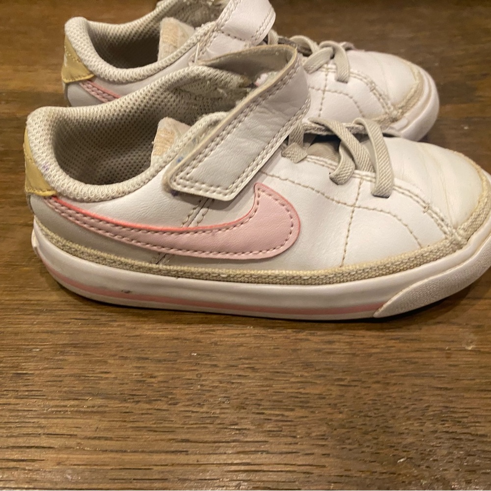 Nike Toddler Sneakers size 8